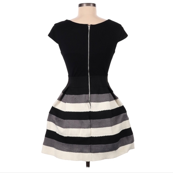 **SALE** Teeze Me Mini Dress Size M - Picture 2 of 2